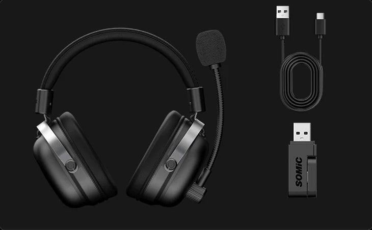 Súčasťou balenia sú slúchadlá s mikrofónom Commander, bezdrôtový USB prijímač a kábel USB-A na USB-C.